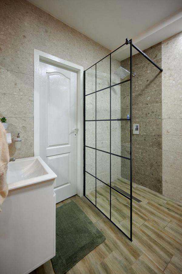 Vanimi Lux Apartmani Kikinda Extérieur photo