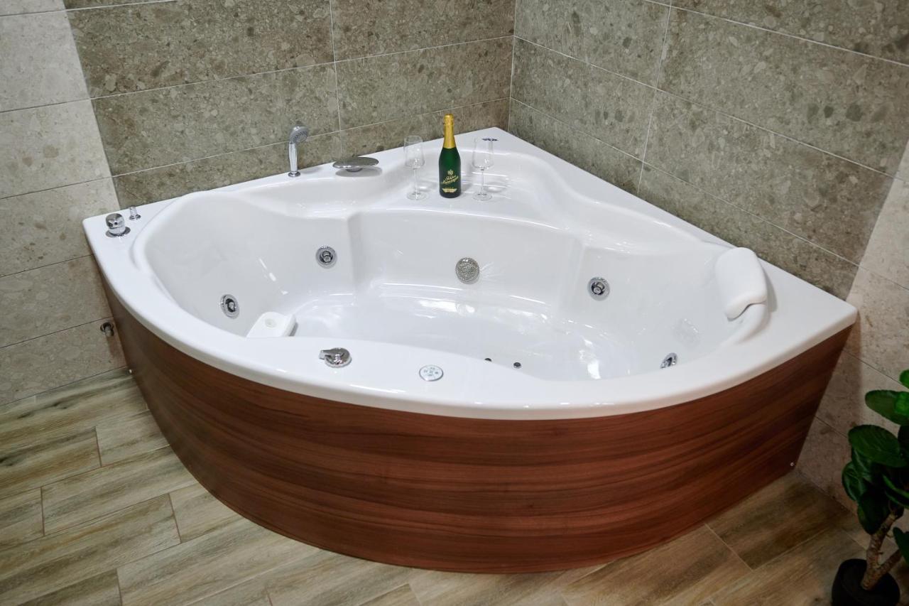Vanimi Lux Apartmani Kikinda Extérieur photo